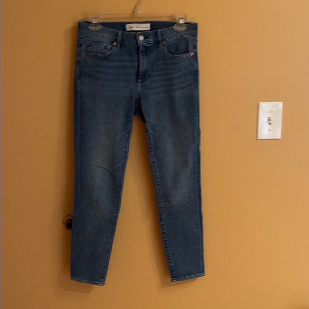 GAP True Skinny Ankle Jeans in Classic Blue